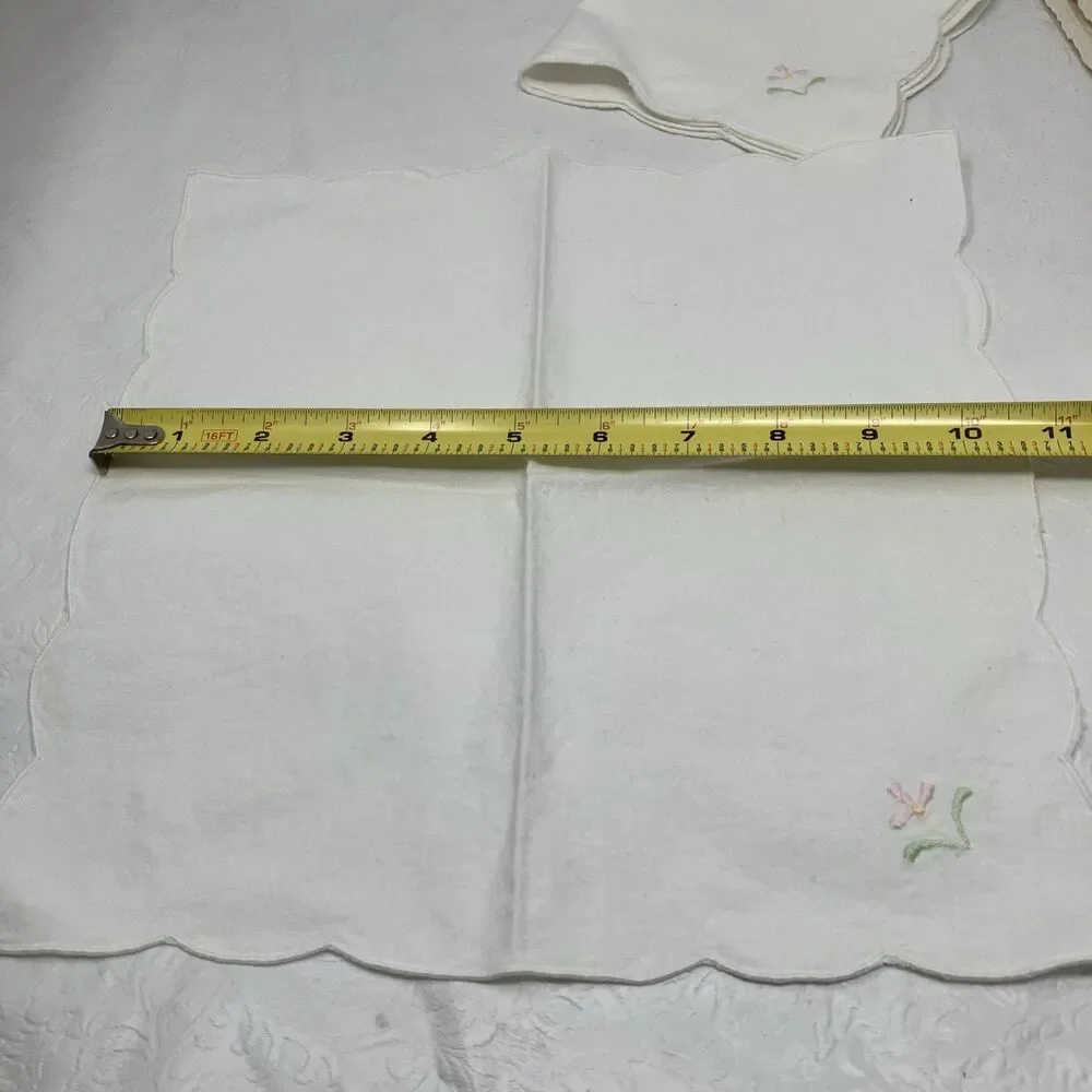 Vintage Linen Napkins Embroidered Floral Mixed Lot